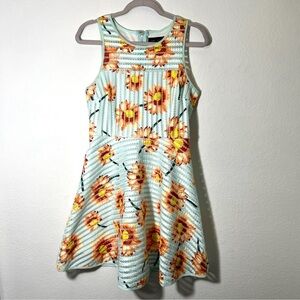 ROMEO & JULIETE COUTURE FLORAL DRESS